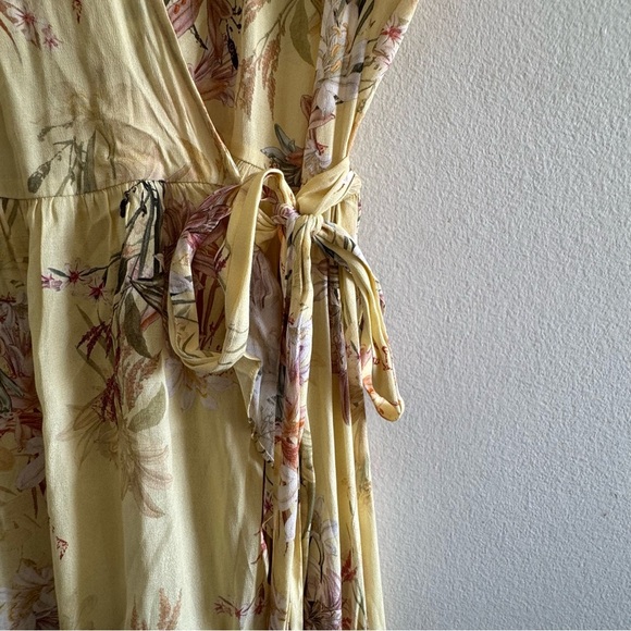 RAVN x Revolve Yellow Floral Wrap Dress size Small - Picture 7 of 11